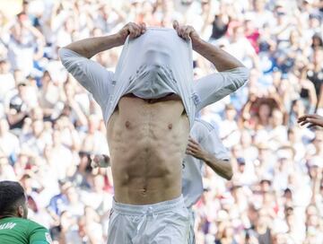 Dani Carvajal se lamenta tras una ocasi¨®n.
