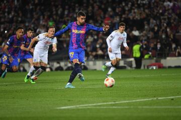 Ferrán Torres marcó de penalti el 1-1.