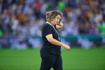 Milagros Martinez head coach of Tigres  during the final second leg match between Monterrey and Tigres UANL as part of the Liga BBVA MX Femenil, Torneo Apertura 2024 at BBVA Bancomer Stadium on November 25, 2024 in Monterrey, Nuevo Leon, Mexico.