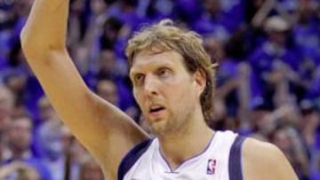 MARCA NBA. Nowitzki anotó 24 tiros libres consecutivos sin fallar, batiendo el récord de Paul Pierce (21) de 2003.