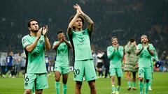 Soccer Football - Champions League - Round of 16 - First Leg - Inter Milan v Atletico Madrid - San Siro, Milan, Italy - February 20, 2024 Atletico Madrid's Koke and Axel Witsel applaud fans after the match REUTERS/Alessandro Garofalo