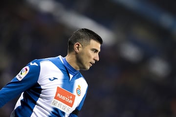 En la temporada 2016/17 el de Utrera ficha por el Espanyol estando ¨²nicamente un a?o en el club tras no conseguir renovar el contrato.