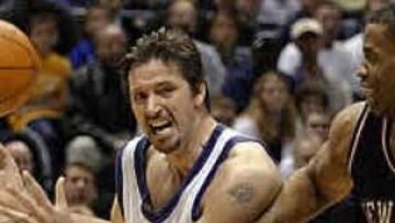 <b>GRANDE.</b>Toni Kukoc ha sido siempre uno de los grandes, tanto primero en Europa, como después en la NBA