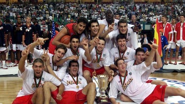 El 23 de julio de 1999, en Lisboa, la generación de oro del baloncesto español hizo su aparición para imponerse por 94-87 al todopoderoso combinado estadounidense.