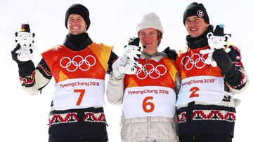 Max Parrot, plata, Redmond Gerard, oro y Mark McMorris bronce, podio en la prueba de slopestyle en los Juegos de PyeongChang.