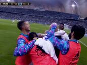 Minuto 98 ante el Barcelona y a Vinicius se le ocurre esto