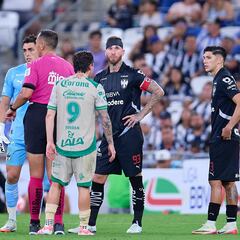 El fuerte golpe del ‘Choco’ Lozano que le provocó una herida a Sergio Ramos