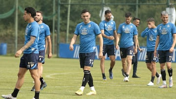 Entrenamiento Deportivo de La Coruña. Lucas Pérez sin máscara.