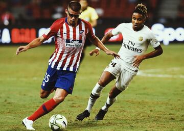 El central acabó teniendo un protagonismo importante ante las bajas en la zaga colchonera, participando también como lateral izquierdo. Jugó un total de 14 partidos bajo el mando de Simeone, entrando en los planes del Cholo en Liga, Champions y Copa. Cedido junto a Mollejo al Deportivo, esta temporada está a préstamo en el Besiktas donde ha participado en 13 partidos.