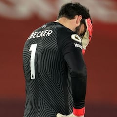 La insólita explicación de Klopp a los fallos de Alisson: "Tendría frío"