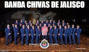 Los memes de la foto oficial de Chivas en la Basílica