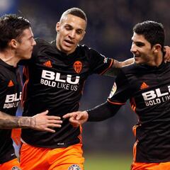 Rubén pone en bandeja con su pifia el triunfo del Valencia