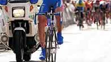 <b>FUGA DE 137 km.</B> Marco Pinotti ganó la etapa tras una fuga de 137 kilómetros. "Como estaba muy lejos en la general, pensé que no se preocuparían mucho de mí. Y ha salido bien", explicó luego este italiano de 27 años, que ya tiene tres triunfos.