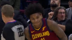 ¡Jugador chocó a propósito a un juez y fue sancionado en la NBA!