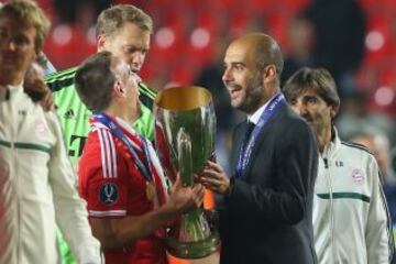 Bayern de Munich - Chelsea. Los bávaros campeones de la Supercopa. Ribery y Pep Guardiola.