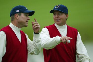 Do the US always in play in blue at the Ryder Cup?