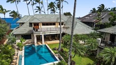 Casa de Kelly Slater en Pipeline, con piscina y en primera línea de mar.