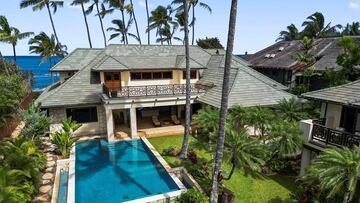 Casa de Kelly Slater en Pipeline, con piscina y en primera línea de mar.