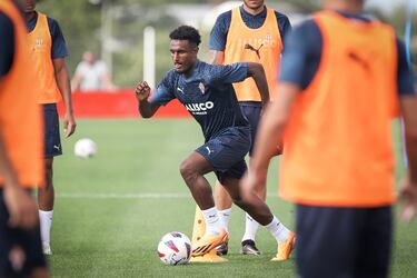 Entrenamiento sin Pedro Díaz pero con Rober Pier y Haissem Hassan
