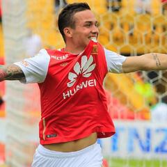 Seijas y Macnelly Torres podrían reforzar a Santa Fe