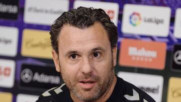 GRAF9172. VALLADOLID, 23/08/2018.- El entrenador del Real Valladolid, Sergio González, durante la rueda de prensa previa al partido del próximo sábado ante el FC Barcelona. EFE/NACHO GALLEGO