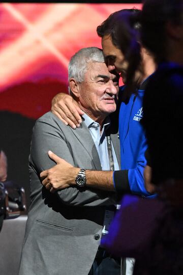 Roger Federer con su padre, Robert Federer.