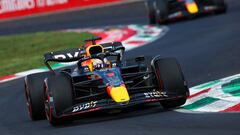 Max Verstappen y 'Checo' Pérez en el GP de Italia celebrado en Monza.