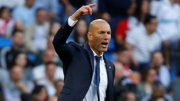 Zidane: "Lo de James no fue una despedida, él está aquí"