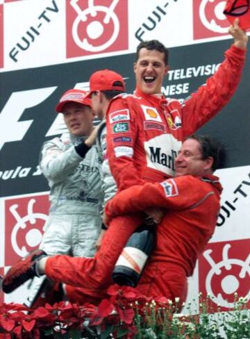 Michael Schumacher es el pilotol más laureado de la historia de la Fórmula 1 compitió desde 1991 hasta 2006 y desde 2010 hasta 2012. Se le conoce como el "Káiser". Ha ganado siete campeonatos mundiales de Fórmula 1: dos con la escudería Benetton en 1994 y 1995, y cinco con Ferrari entre 2000 y 2004.