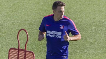 Simeone confirma que Santiago Arias sigue lesionado