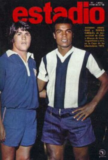 ESTEBAN ARÁNGUIZ: El 'Torito' Aránguiz (a la izquierda) defendió la camiseta azul en 31 partidos de Copa Libertadores, y marcó 4 goles.