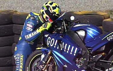 Rossi se pone la venda