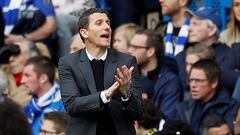 Soccer Football - Premier League - Chelsea v Watford - Stamford Bridge, London, Britain - May 5, 2019  Watford manager Javi Gracia reacts  REUTERS/Peter Nicholls  EDITORIAL USE ONLY. No use with unauthorized audio, video, data, fixture lists, club/league 