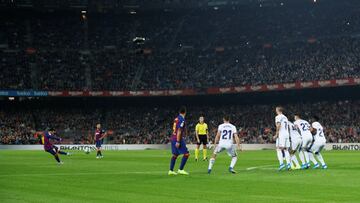 Messi anotó de falta el 3-0.