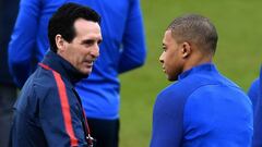 Emery y MBapp&eacute; en un entrenamiento del PSG. 