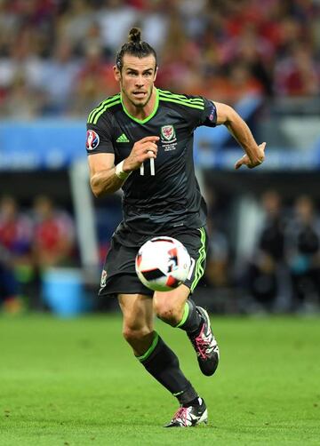 Gareth Bale leading by example for Wales.