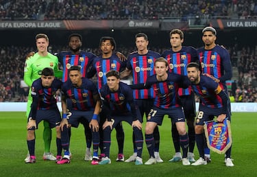 Ter Stegen, Kessie, Koundé, Lewandowski, Marcos Alonso y Araujo.
Pedri, Raphinha, Gavi, Frenkie de Jong y Jordi Alba.