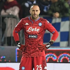 Exarquero del Napoli critica a Gattuso por preferir a Ospina
