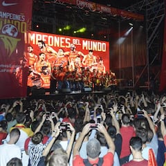 "Gracias, campeones"