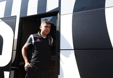 Neymar: Barcelona left with no wild cards for PSG deal