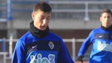 "Soy de la quinta de Neymar, pero sin cresta y del Bierzo"