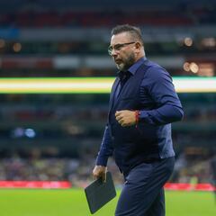 Comisión Disciplinaria sanciona a Antonio Mohamed tras su gesto en el Clásico Capitalino