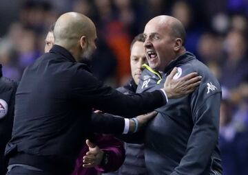 Guardiola, fue eliminado en la quinta ronda de la FA Cup por el Wigan, de tercera categoría inglesa, al perder 1-0 en un ajustadísimo encuentro fuera de casa. Pero el mal trago para el entrenador del City no se limitó a la sorprendente eliminación de su equipo, sino que antes, en el descanso del partido, tuvo un incidente con Paul Cook, el técnico del equipo rival, con el que se encaró. En su camino hacia los vestuarios después del final de la primera mitad, aún con empate a cero en el marcador, los dos entrenadores empezaron a discutir acaloradamente, sin que, no obstante, la cosa llegara a mayores.