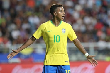 Rodrygo: "Zidane was my idol, I always watched videos of him"