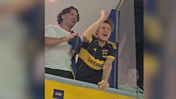 Willem Dafoe asistió al partido de Boca ante Newell’s, cantó con la tribuna xeneize y respondió preguntas sobre su vivencia en el estadio argentino.
