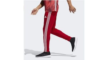 Estos pants de Adidas para hombre tienen más de 15,700 calificaciones en Amazon