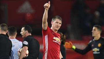 Schweinsteiger jugará en Europa: Mourinho rectifica