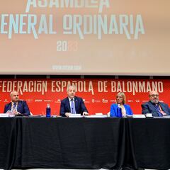 Unánime respaldo de la Asamblea General a Paco Blázquez