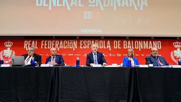 Unánime respaldo de la Asamblea General a Paco Blázquez
