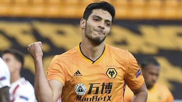 Raúl Jiménez: Wolves striker could be loaned to Juventus